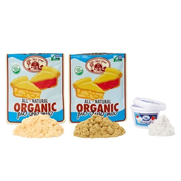 Little Tikes Creative Chefs Pie Kit with Make-It Mix Play Sand, 22 Accessories - Picture 3 of 5